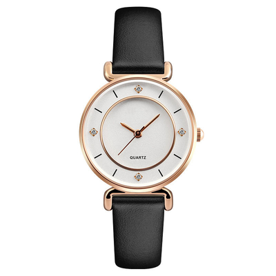 L'orologio delle donne semplici ed alla moda con Diamond Quartz Creative Watch