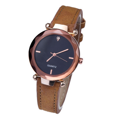 La banda reale di Laipute Diamond Watches For Women 23cm Legether ha fornito