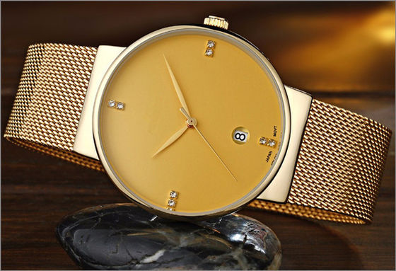 il quarzo d'acciaio della copertura posteriore 316L guarda inossidabile, l'oro Tone Stainless Steel Watch