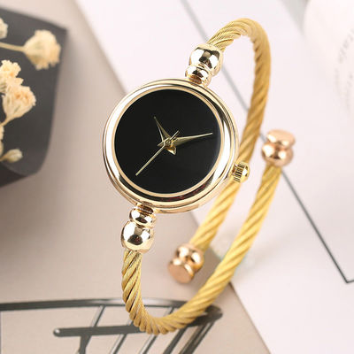 Larghezza di banda dell'orologio 4mm del braccialetto dell'oro delle donne dell'orologio del quarzo di Nonwaterproof
