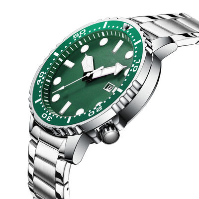 Il fantasma casuale dell'acqua dell'orologio del quarzo di sport degli uomini di modo guarda il colore verde