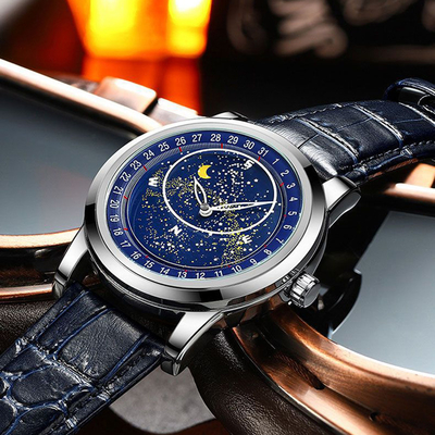 L'orologio del quadrante degli uomini degli uomini luminosi illuminati dell'orologio meccanico automatico